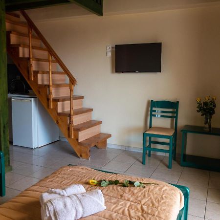 C.Katopodis Center Apartment Nydri  Bagian luar foto