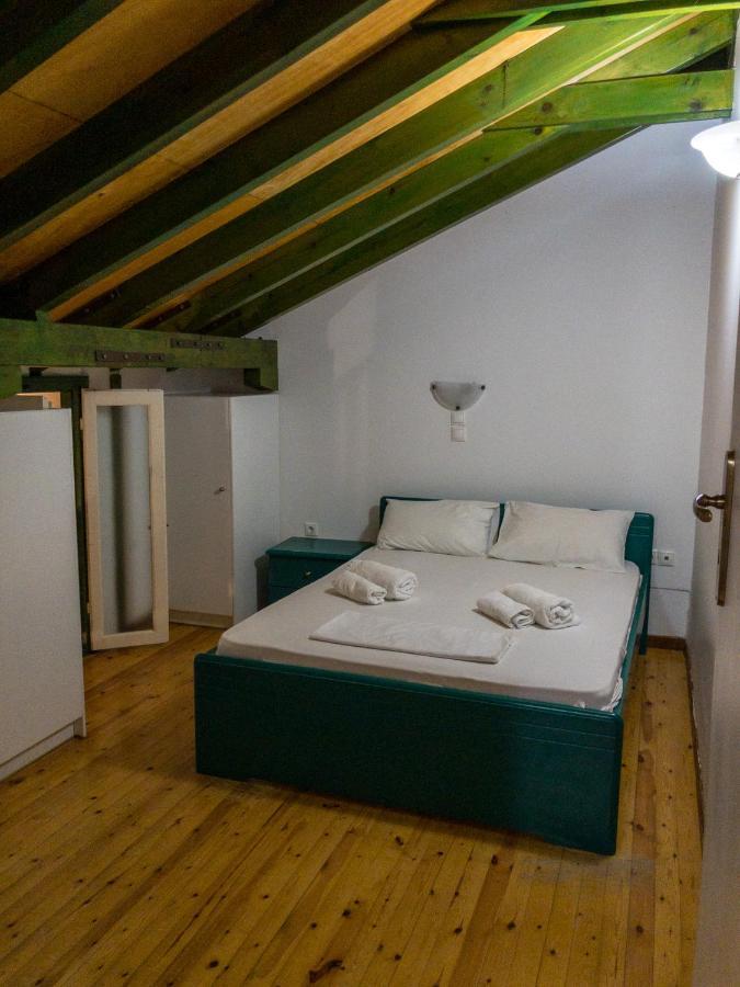 C.Katopodis Center Apartment Nydri  Bagian luar foto