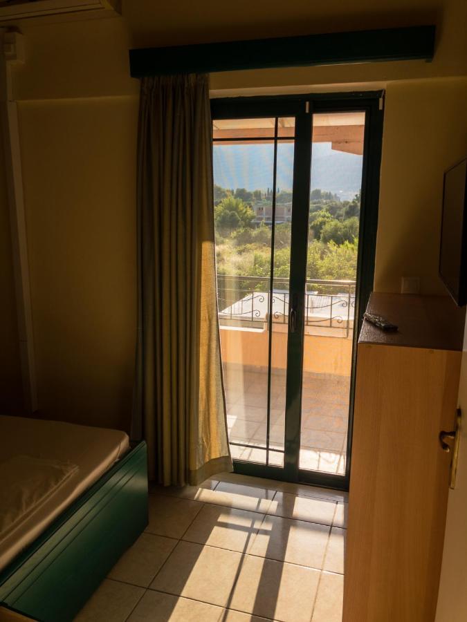 C.Katopodis Center Apartment Nydri  Bagian luar foto