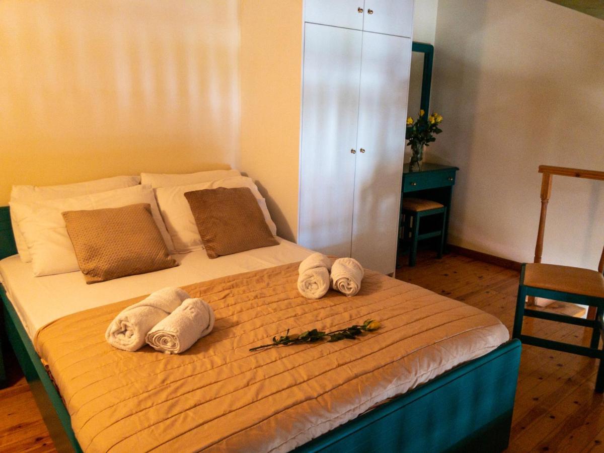 C.Katopodis Center Apartment Nydri  Bagian luar foto